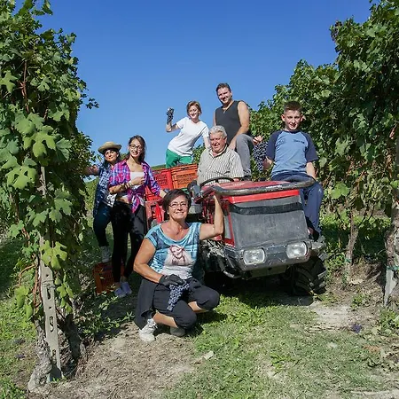 Laura * Castellinaldo