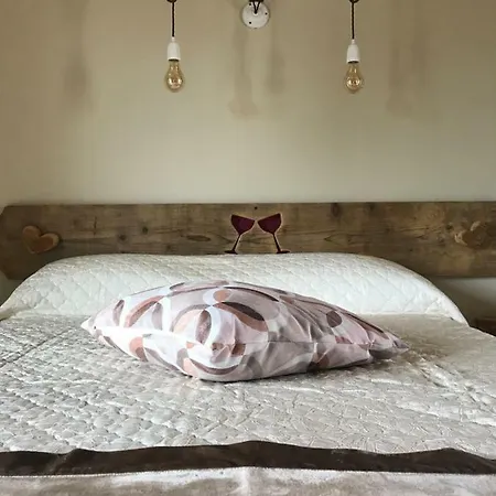 مزرعة للإقامة Laura *